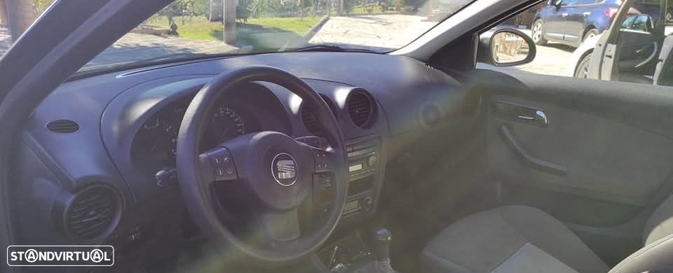 SEAT Ibiza 1.2 12V Reference - 2