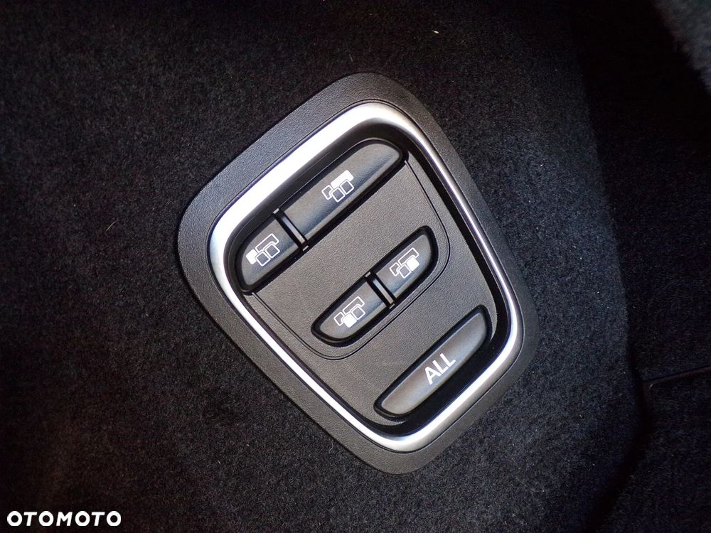 Renault Grand Scenic ENERGY dCi 160 EDC BOSE EDITION - 34