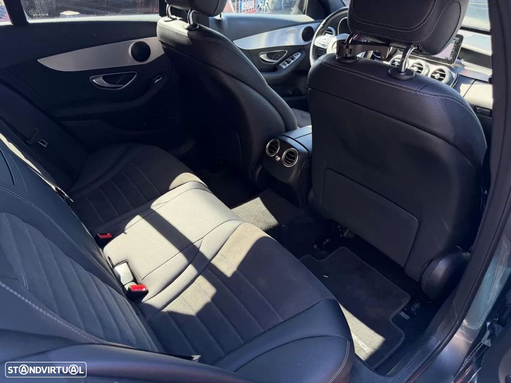 Mercedes-Benz C 180 AMG Line Aut. - 11