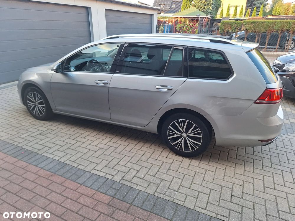 Volkswagen Golf 2.0 TDI BlueMotion Technology Allstar - 5