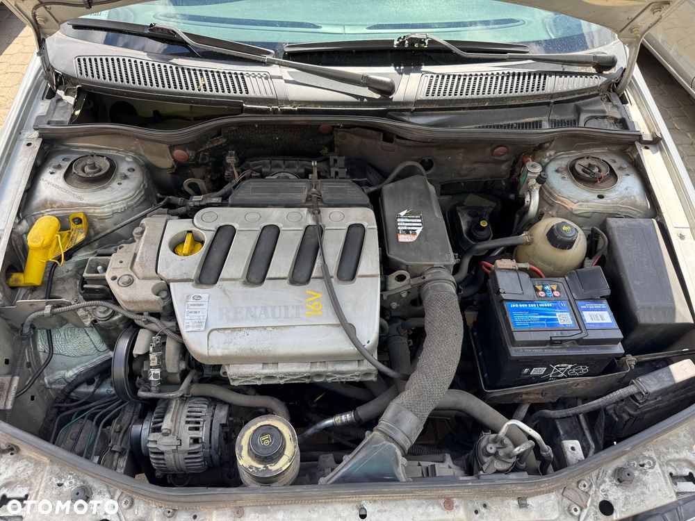 Renault Megane 1.4 RN 16V (klm) - 15