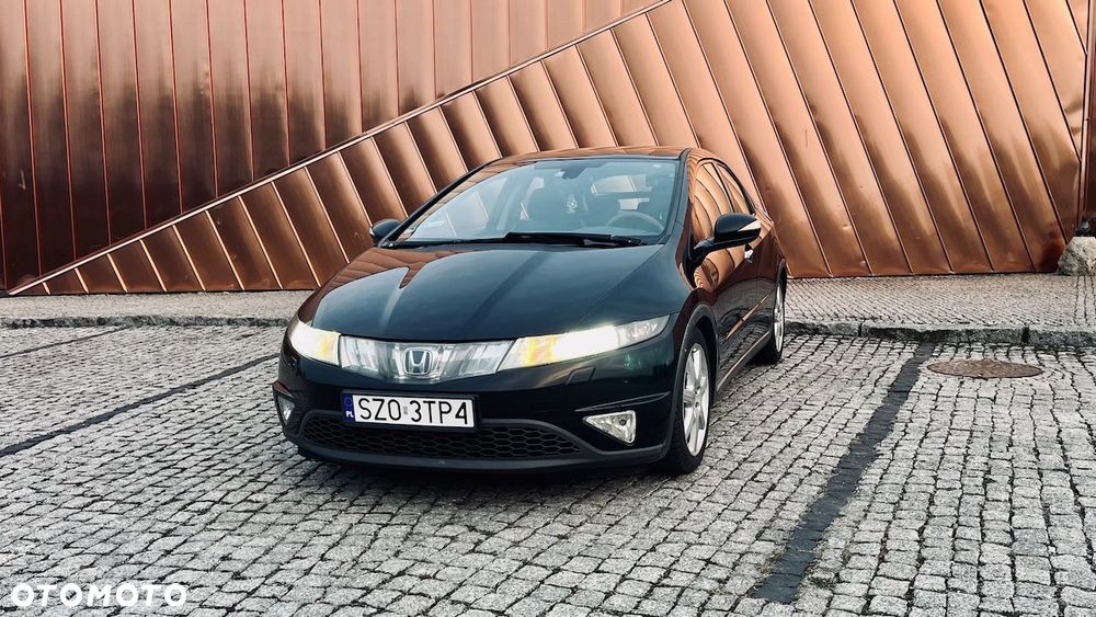 Honda Civic 2.2i-CTDi DPF Executive - 1