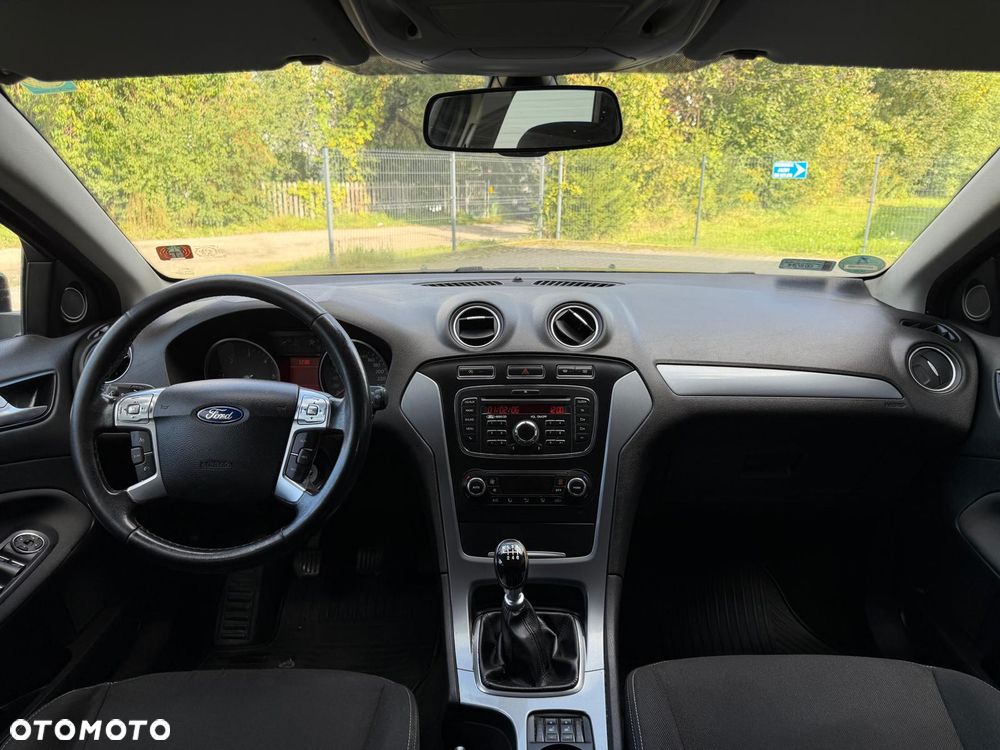 Ford Mondeo 1.6 TDCi Ambiente - 14