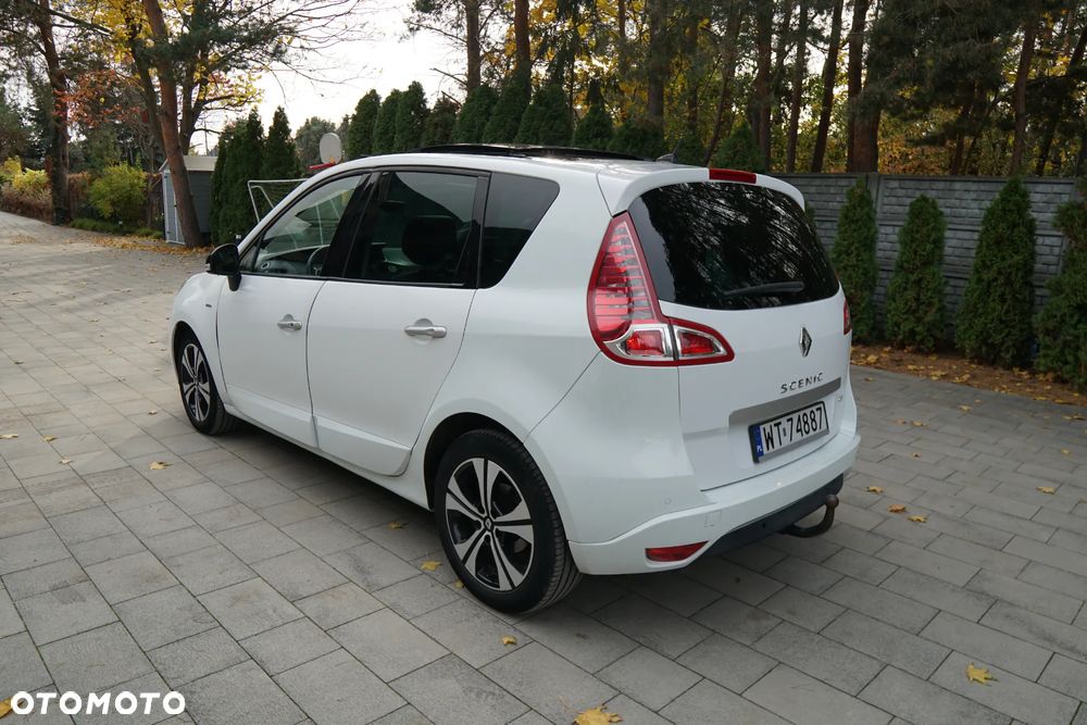 Renault Scenic 2011 photo 2