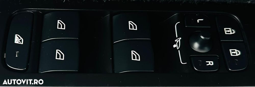 Volvo XC 40 T2 Momentum Core - 12