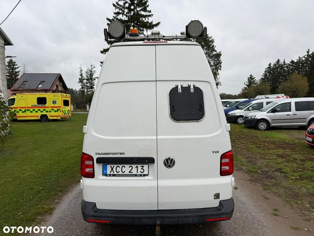 Volkswagen Transporter - 4