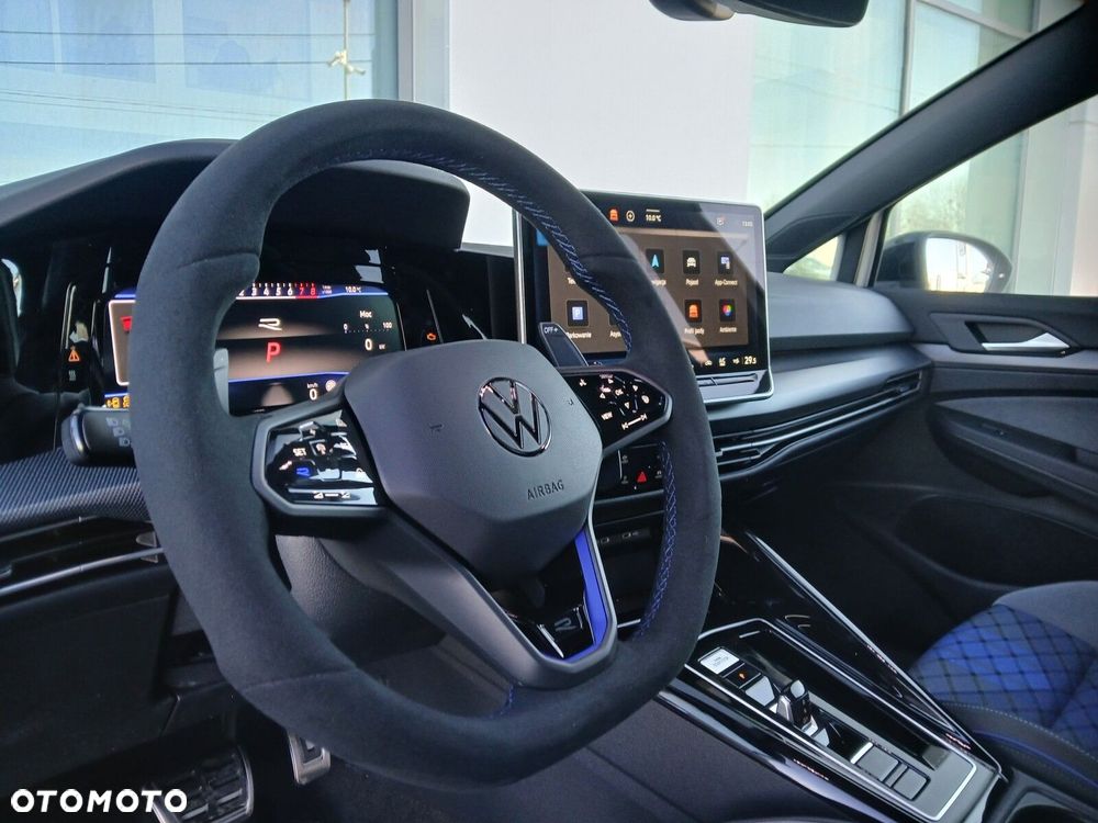 Volkswagen Golf - 19