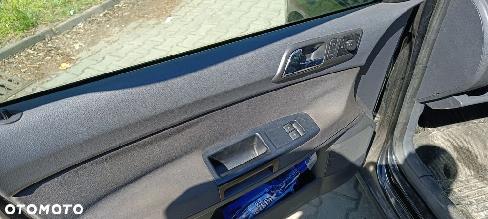 Volkswagen Polo 1.9 TDI Sportline - 10