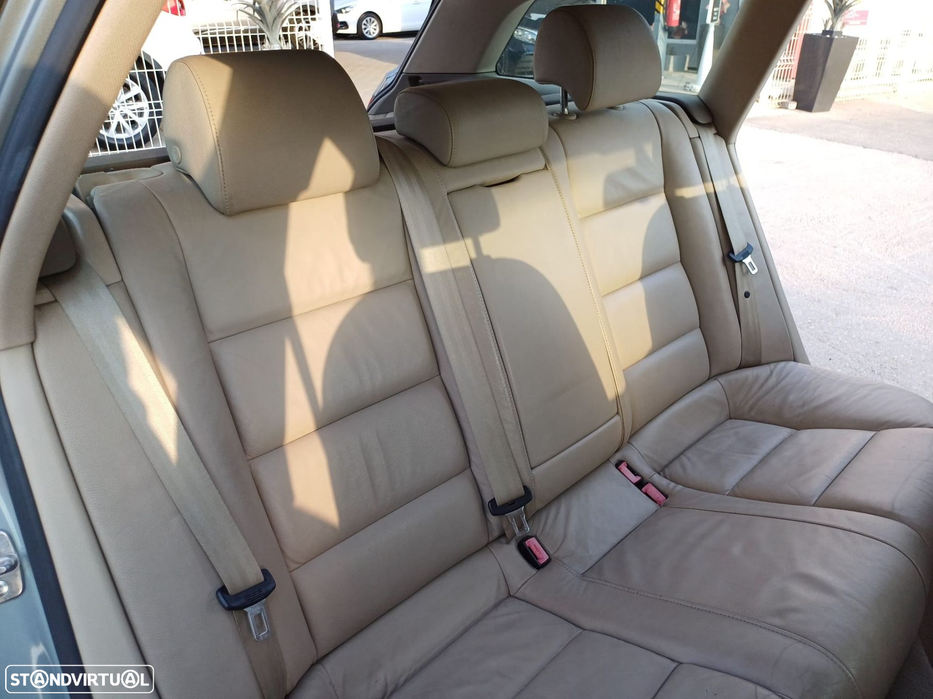 Audi A6 Avant - 14