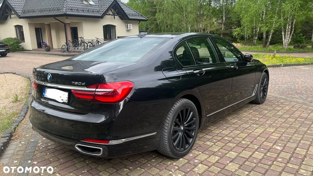 BMW Seria 7 750d xDrive - 2