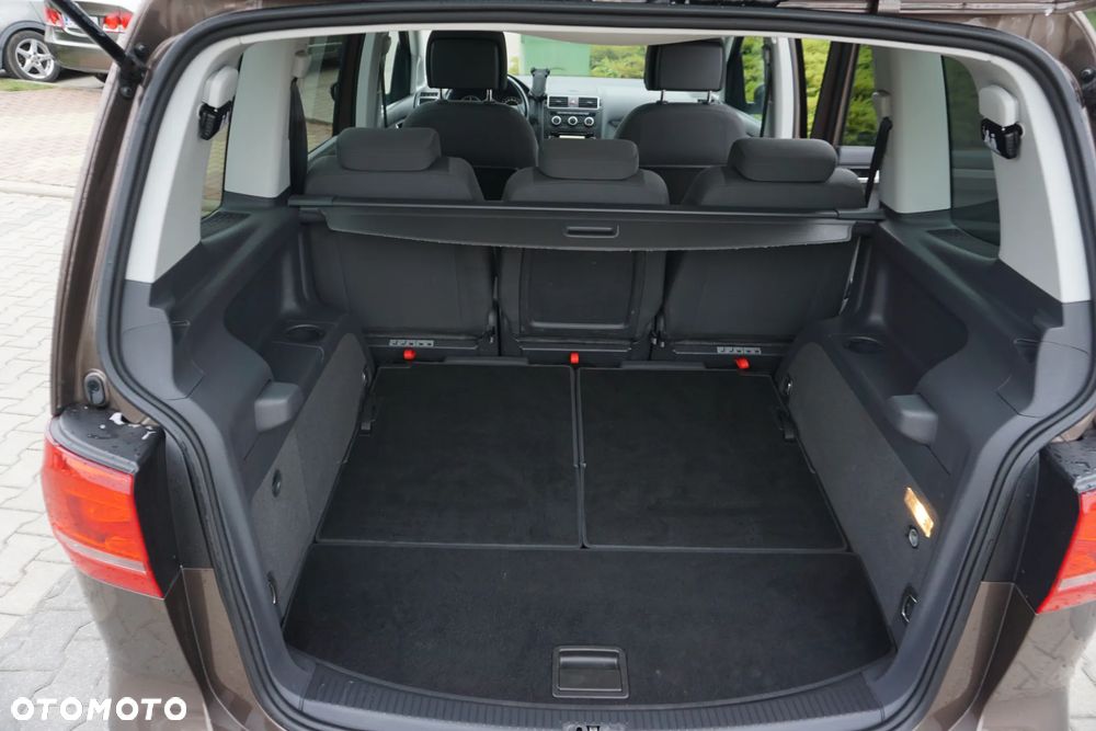 Volkswagen Touran 2.0 TDI DPF Cross - 29