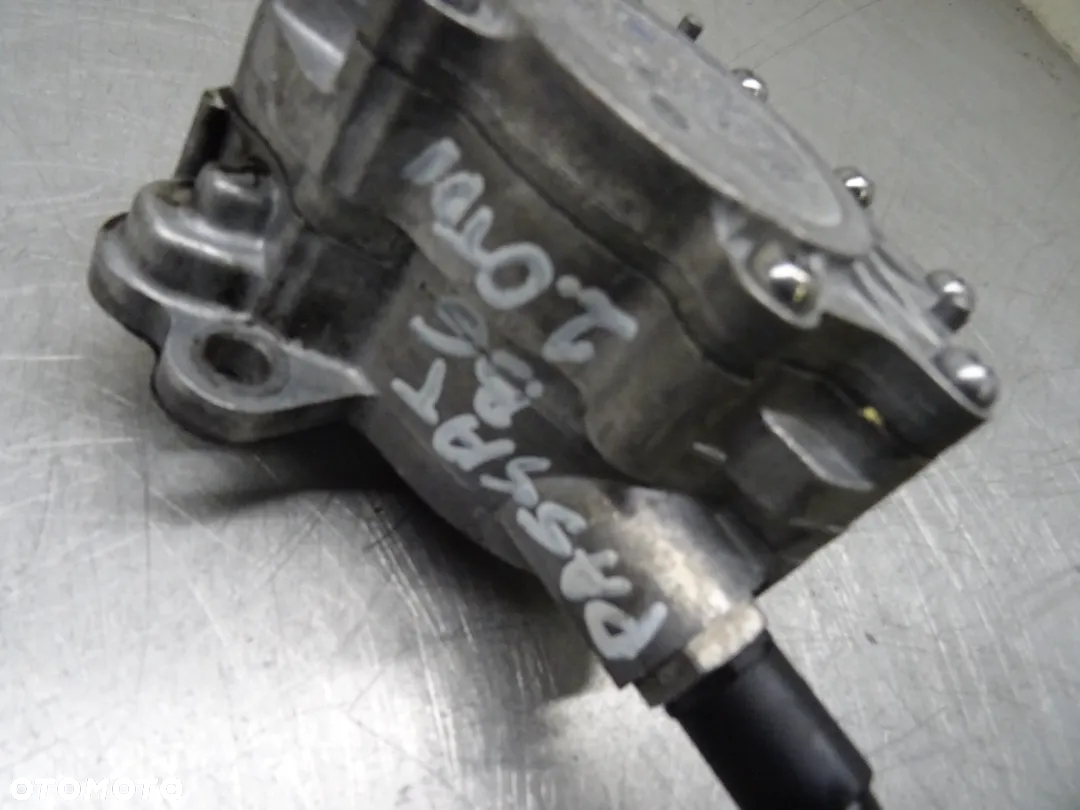 PASSAT B6 / A6 C6 04-07 2.0TDI POMPA VACU VACUM 03G145209C - 5