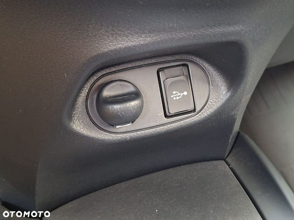 Toyota Yaris 1.33 Premium EU6 - 23