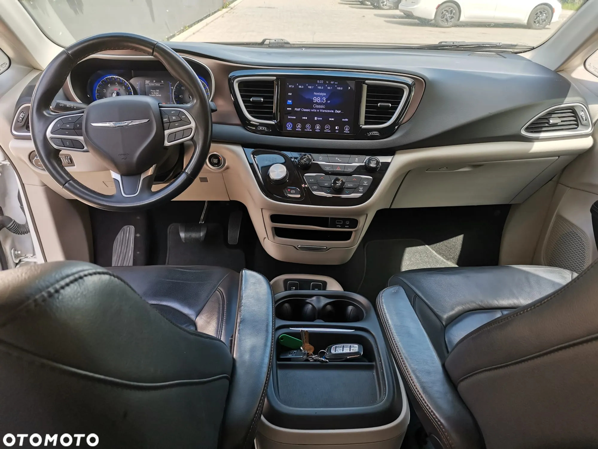 Chrysler Pacifica - 7