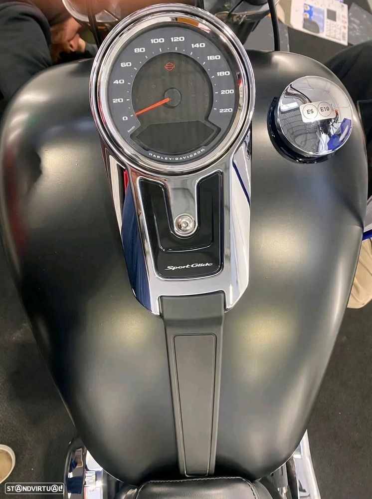 Harley-Davidson FL Sport Glide - 8
