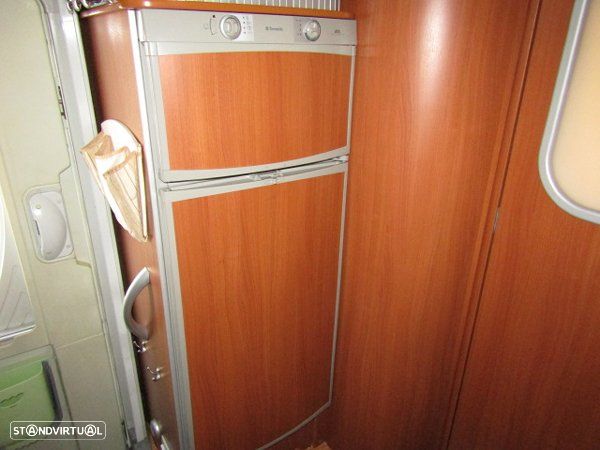 McLouis Tandy CAMA CENTRAL C/ EXTRAS - 20