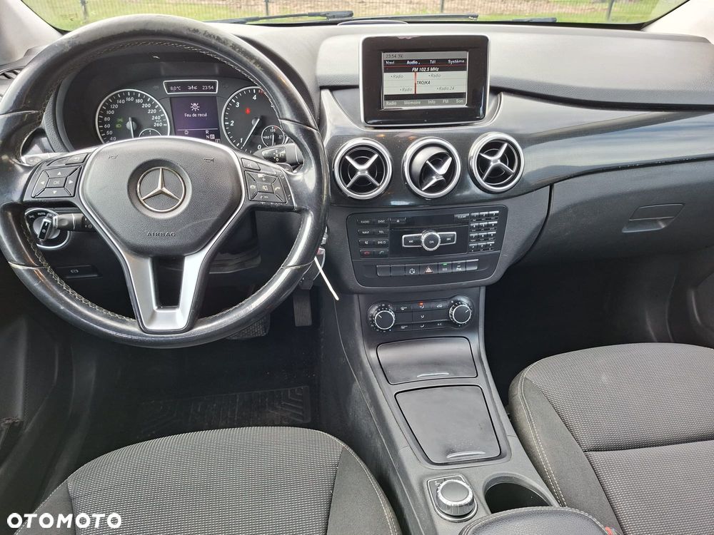 Mercedes-Benz Klasa B 180 CDI (BlueEFFICIENCY) 7G-DCT - 11