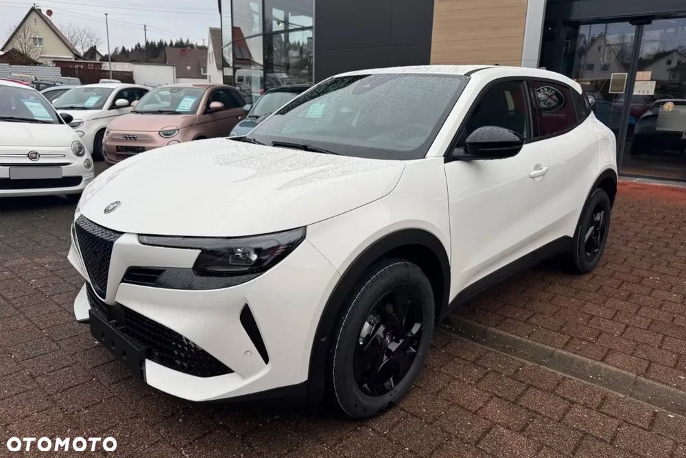 Alfa Romeo Junior 1.2 mHEV Ibrida eDCT - 3