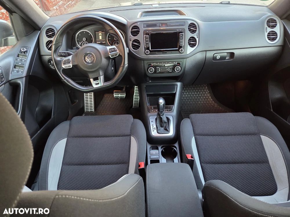 Volkswagen Tiguan 2.0 TDI DPF 4Motion BlueMotion Technology DSG Cup Track & Style - 6