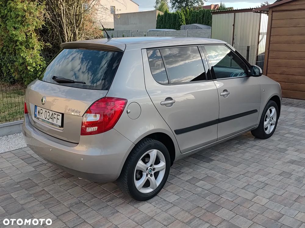 Skoda Fabia 1.4 16V STYLE Edition - 6