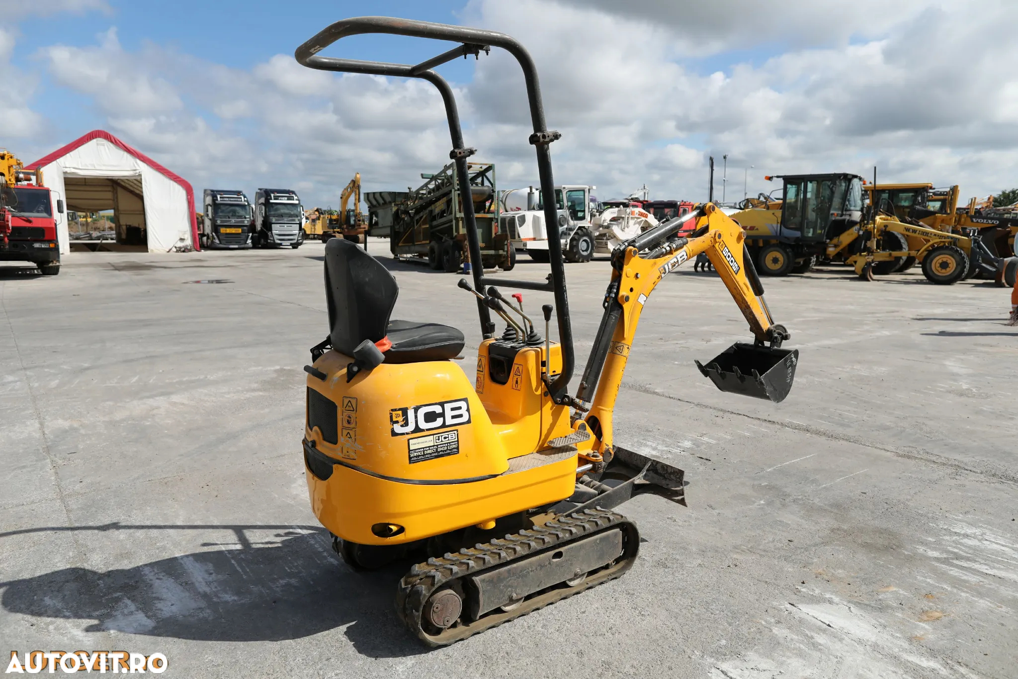 JCB 8008 CTS - 3