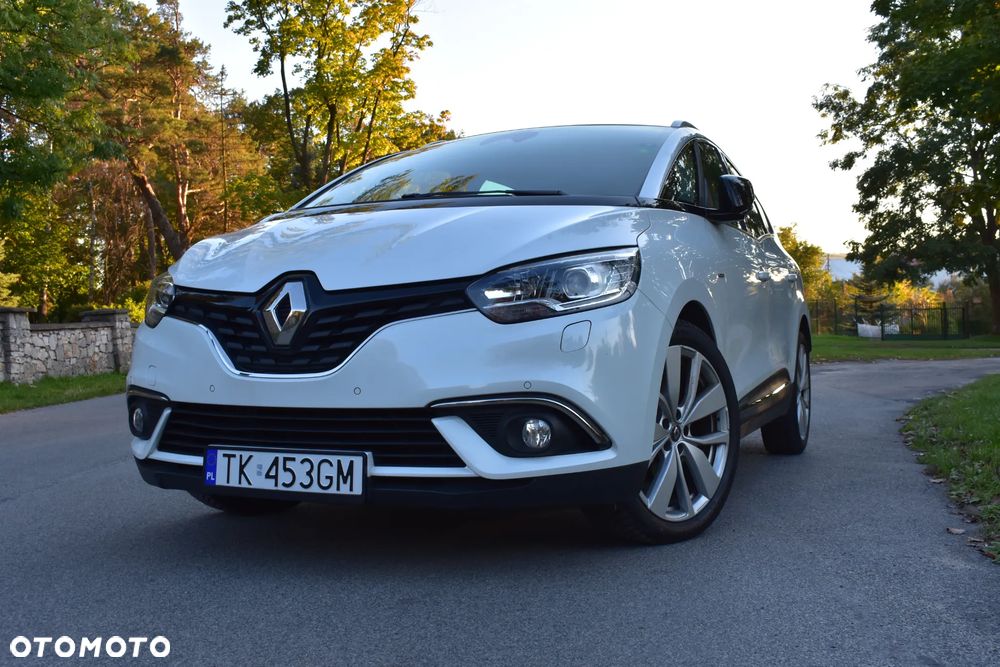 Renault Grand Scenic - 8