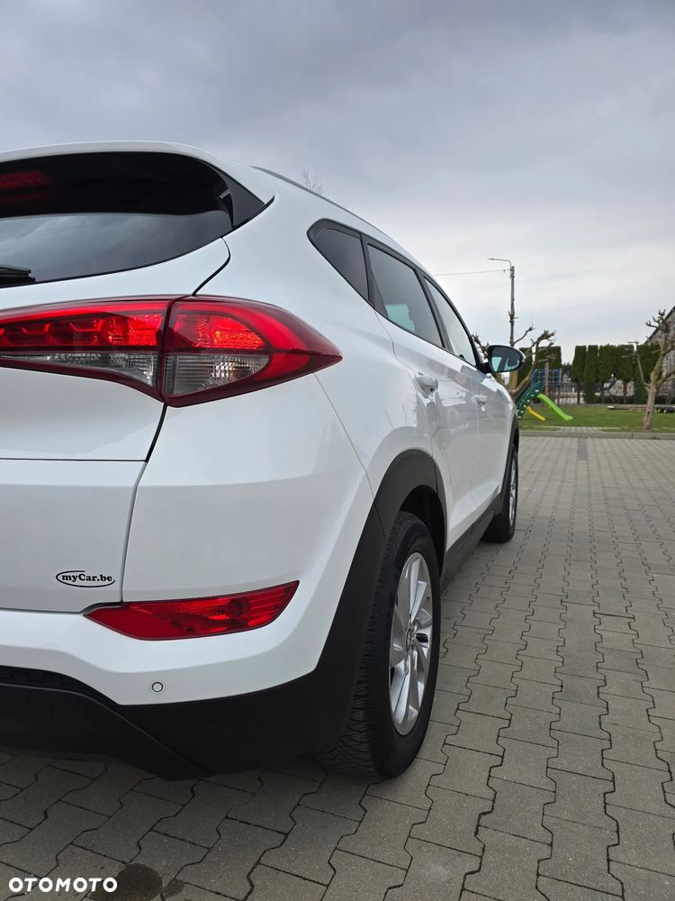 Hyundai Tucson blue 1.6 GDi 2WD Navi - 12