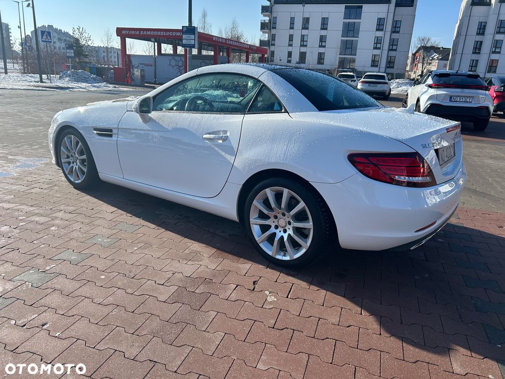 Mercedes-Benz SLC 300 9G-TRONIC - 6
