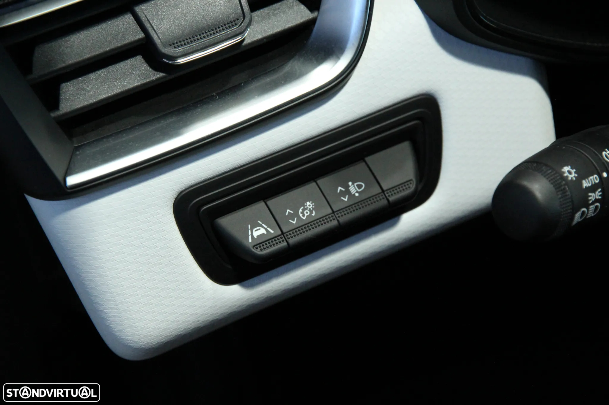 Renault Clio 1.6 E-Tech Full Hybrid Engineered - 12