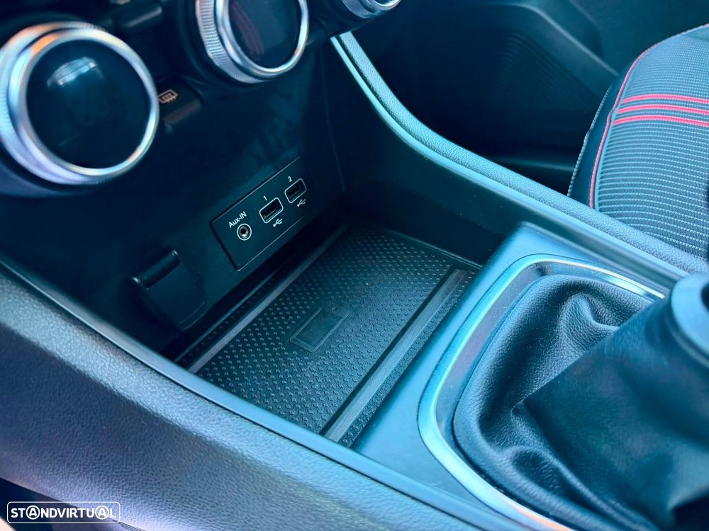 Renault Captur - 16