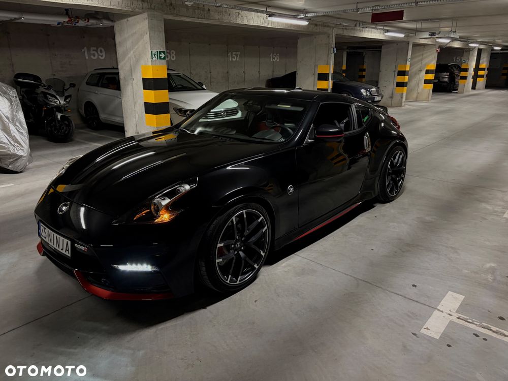 Nissan 370 Z - 13