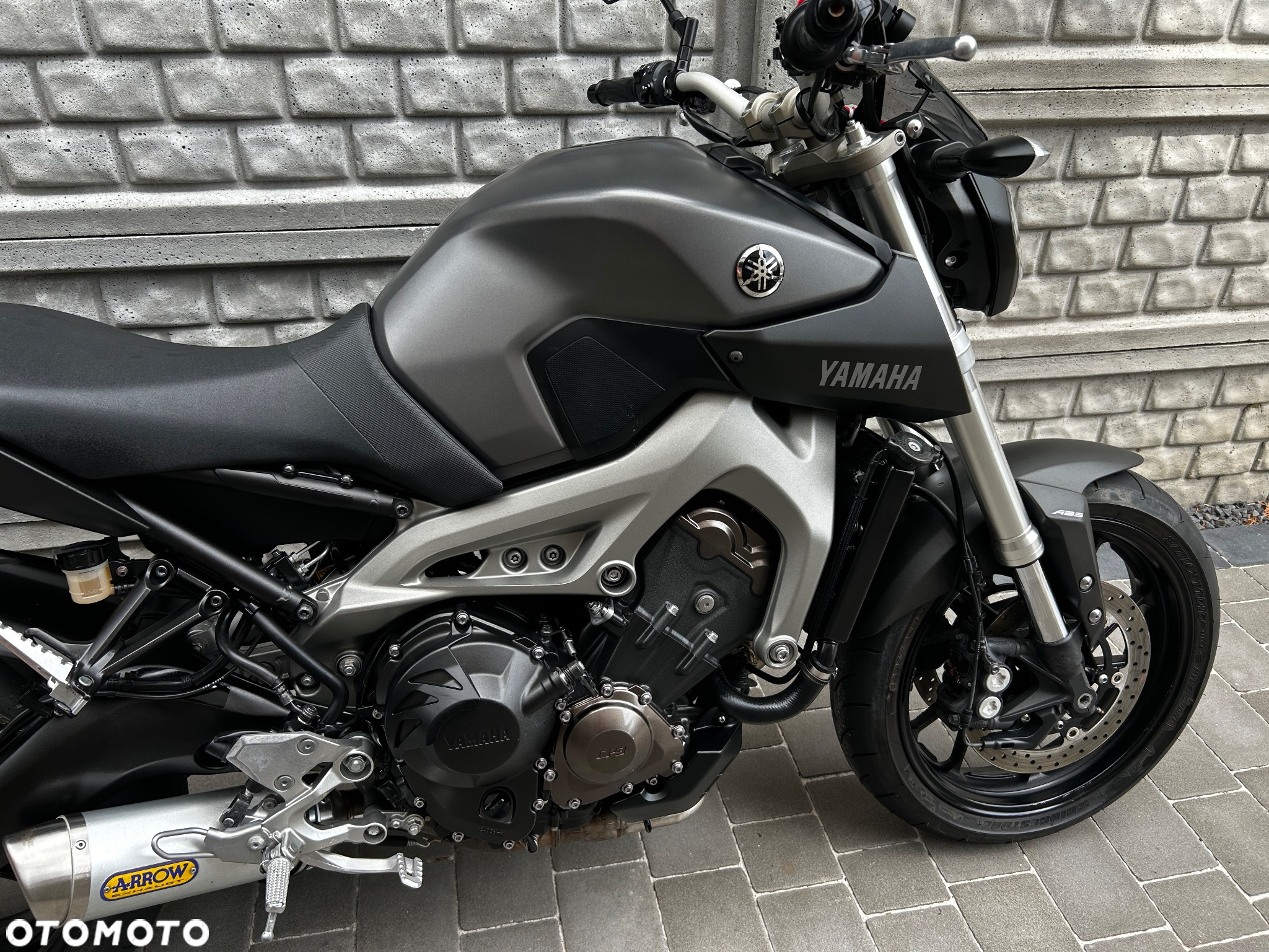 Yamaha MT - 9