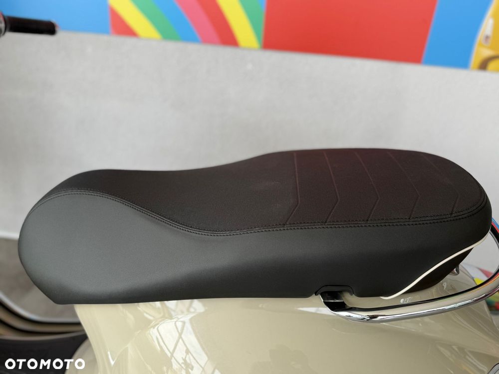 Vespa Primavera - 12