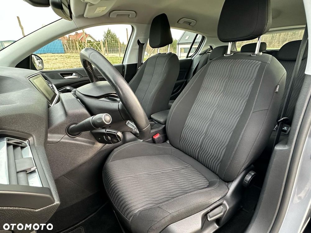 Peugeot 308 1.6 HDi Active - 18