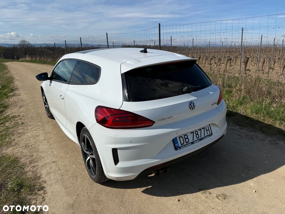 Volkswagen Scirocco 2.0 TDI (Blue Motion Technologie) DSG - 7