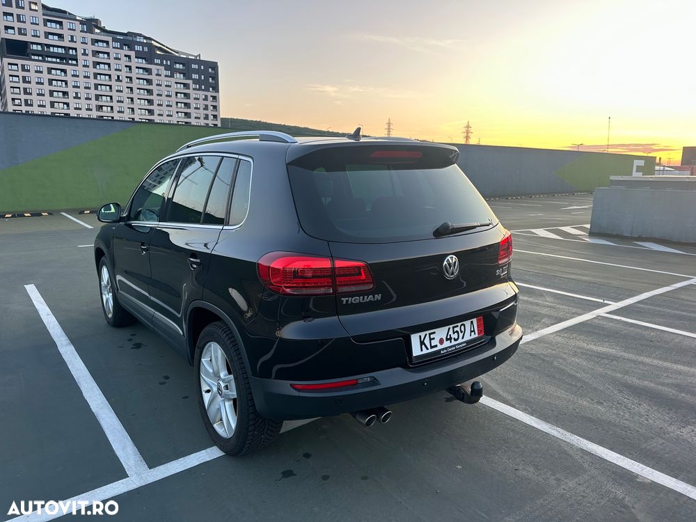 Volkswagen Tiguan 2.0 TDI SCR 4MOTION BlueMotion Technology DSG Lounge Sport & Style - 30
