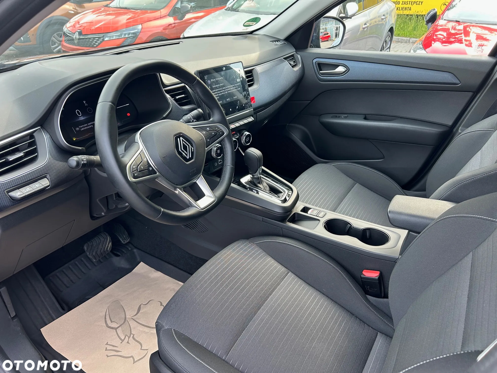 Renault Arkana 1.3 TCe mHEV Evolution EDC - 8