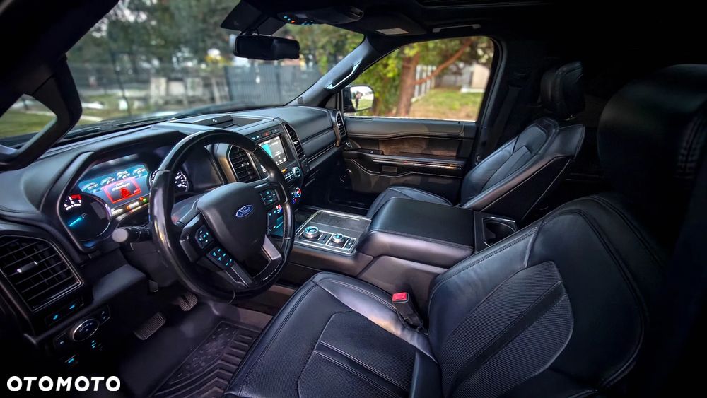 Ford Expedition ver-5-4-xlt-4wd - 15