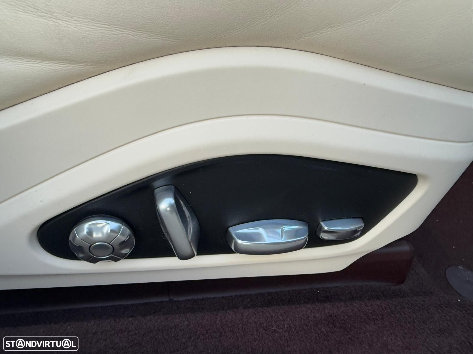 Porsche Panamera 4 E-Hybrid - 29