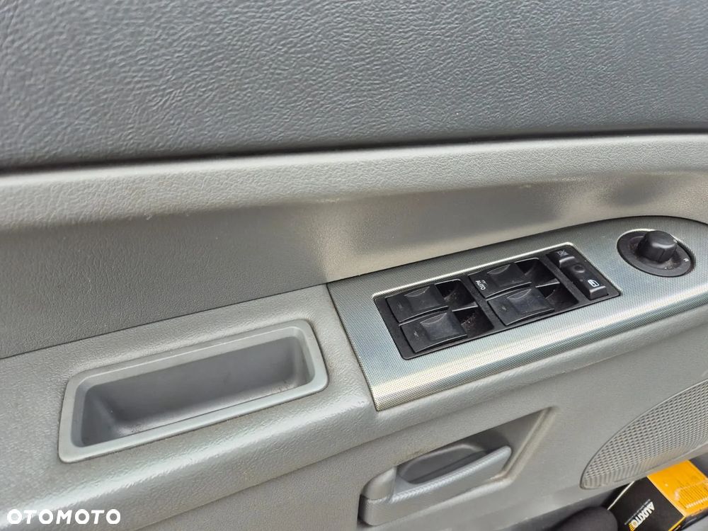 Jeep Grand Cherokee 4.7 Automatik Laredo - 17