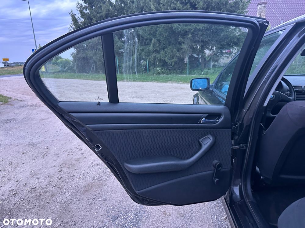 BMW Seria 3 - 19