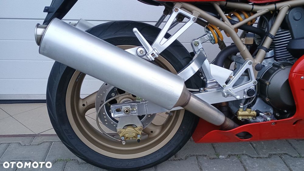 Ducati 900 - 36
