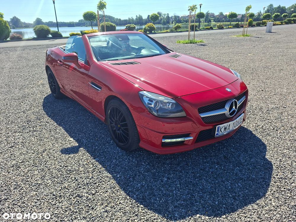 Mercedes-Benz SLK 250 CGI - 11