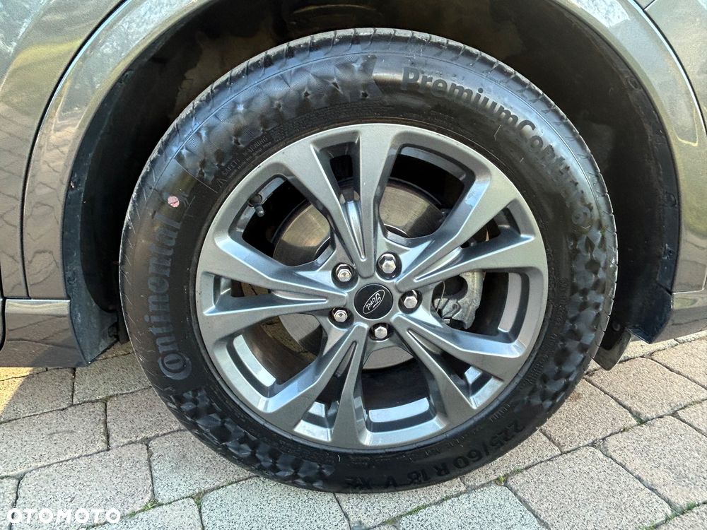 Ford Kuga 1.5 EcoBoost ST-LINE X - 26