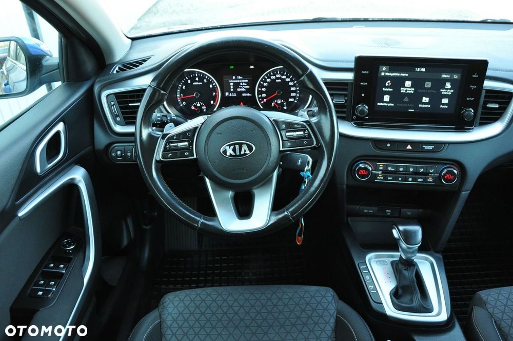 Kia Ceed 1.4 T-GDI L Business Line DCT - 23