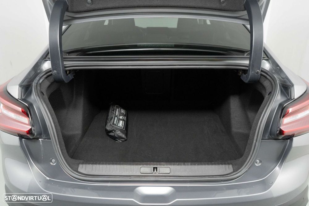 Citroën C4 X 1.2 Hybrid Max e-DSC6 - 13