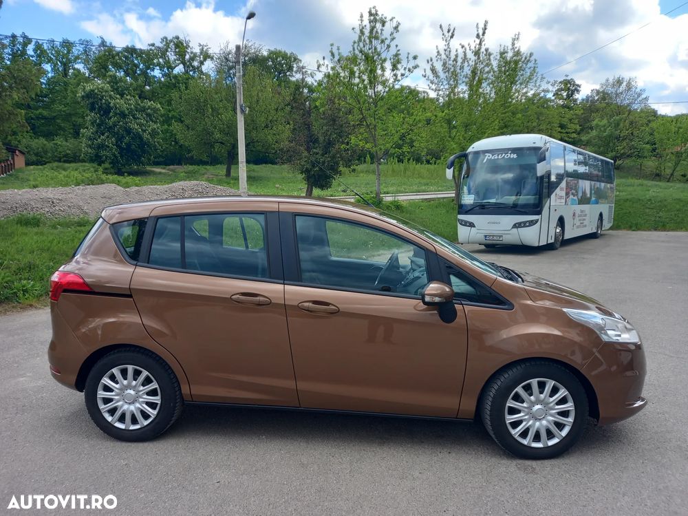 Ford B-Max 1.4 Ambiente - 16