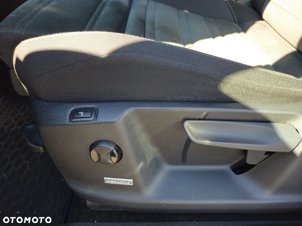 Volkswagen Touran 1.5 TSI EVO Highline DSG - 22