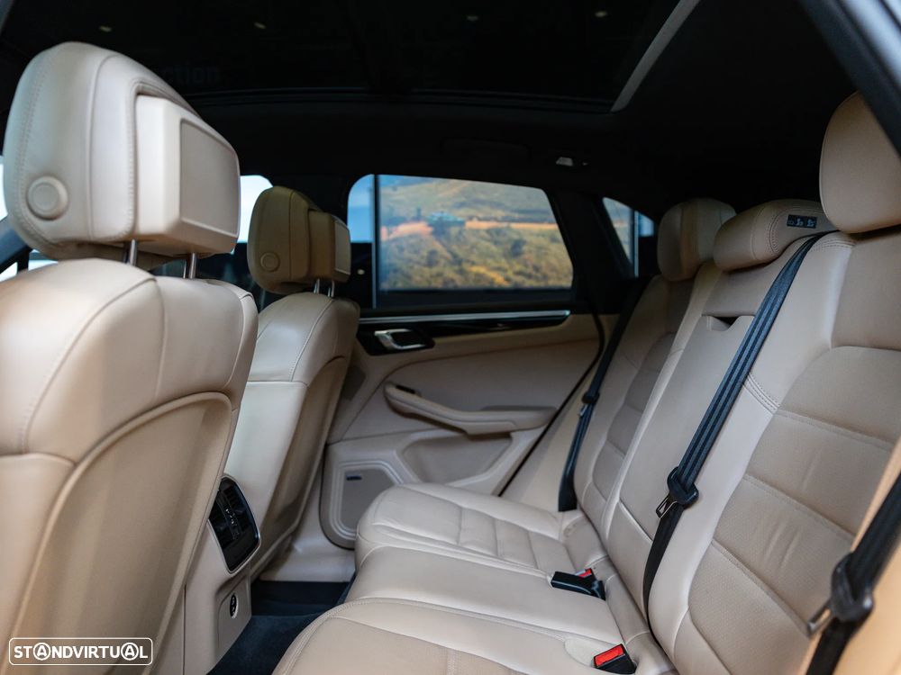 Porsche Macan T PDK - 32