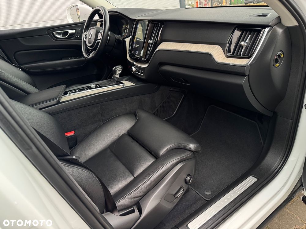 Volvo XC 60 D4 AWD Inscription - 26